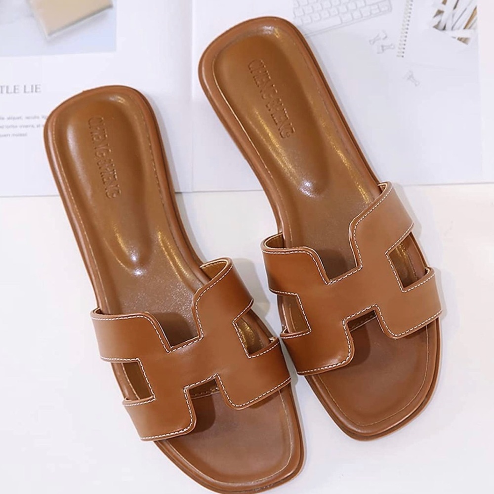 H Sandals (Oran Dupe)